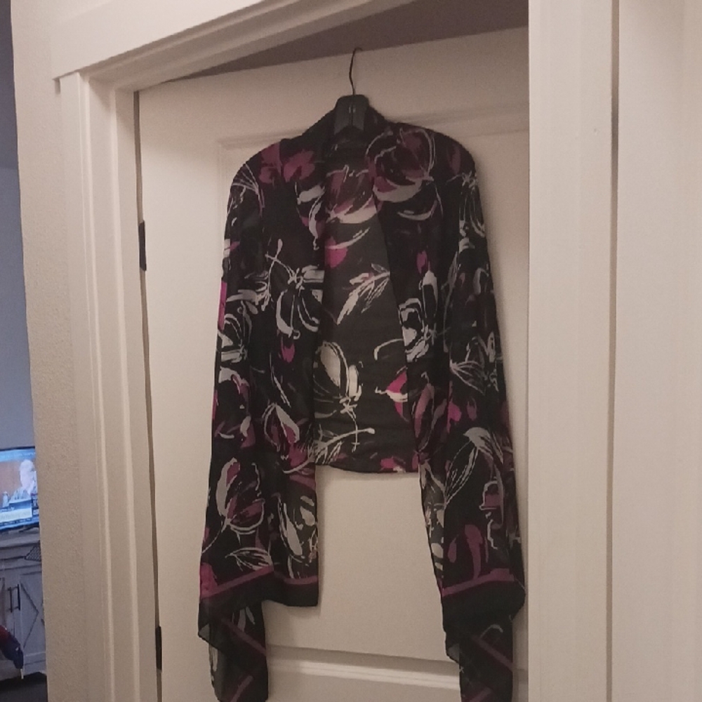 Floral Black and Pink Women's Scarf/Shawl